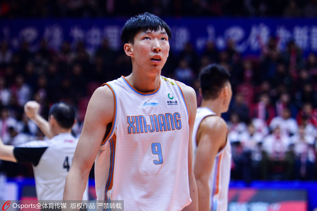 关于门兴格拉德巴赫训练开放日，赛后手感冰凉引欢呼，全明星赛在即，赛季目标并未改变的信息-爱游戏APP下载